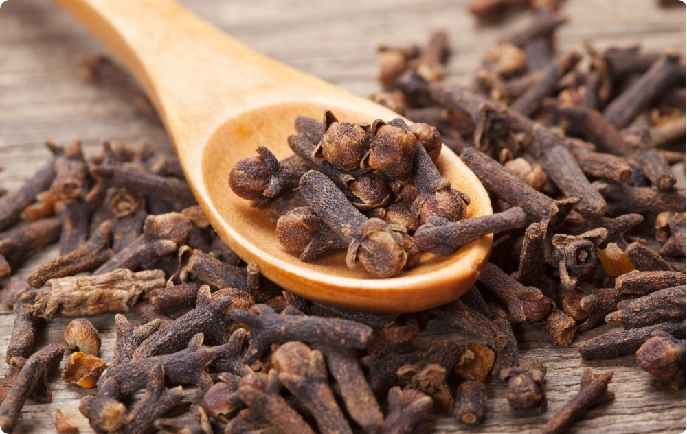 S čím pomáha Еsenciálny olej z Klinček?