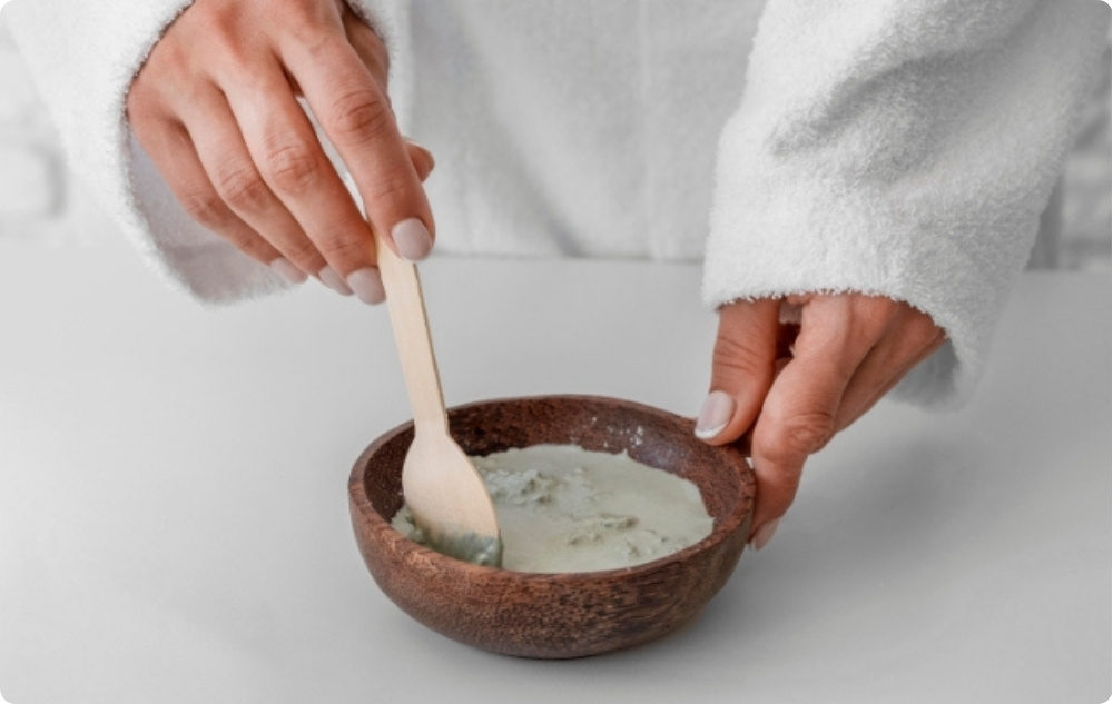 Ako prísada do hlinených pleťových masiek
